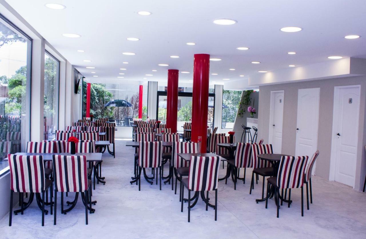 Hotel San Remo New Viking Pinamar Esterno foto